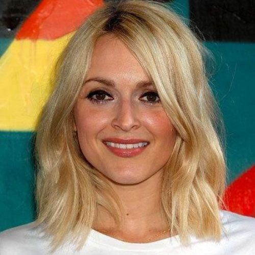 Fearne Cotton Shoulder Length Bob Hairstyles (Photo 3 of 15)