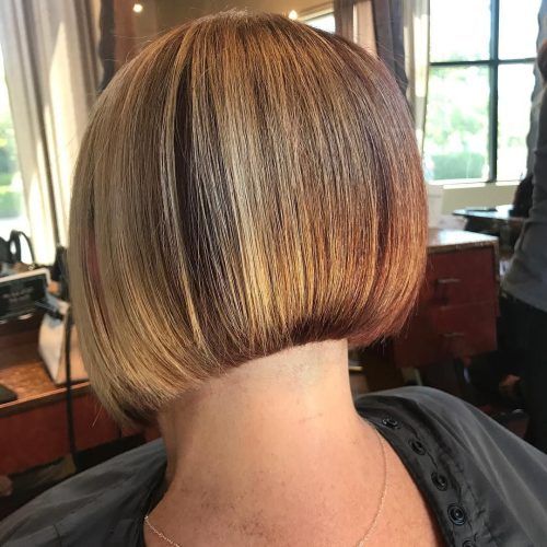 Classic Bob Hairstyles With Side Part (Photo 10 of 20)