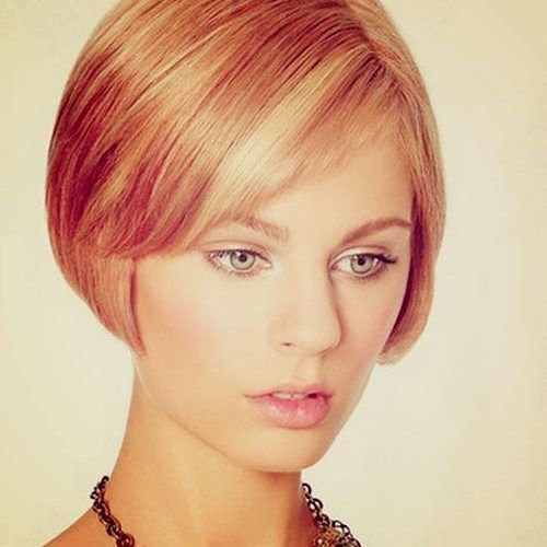 Short Haircuts For Fine Hair Oval Face (Photo 12 of 20)
