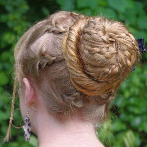Creative Row Of Tight Buns - Looks A Bit Like A Cinnamon intended for Recent Cinnamon Bun Braided Hairstyles (Photo 241 of 292)