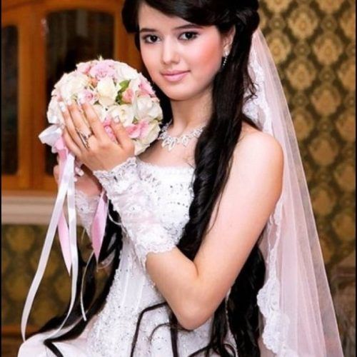 Bride Hairstyles For Long Hair With Veil (Photo 9 of 15)
