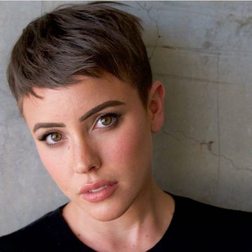 Messy Tapered Pixie Hairstyles (Photo 8 of 20)