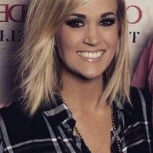 Carrie Underwood Short Haircuts (Photo 2 of 20)