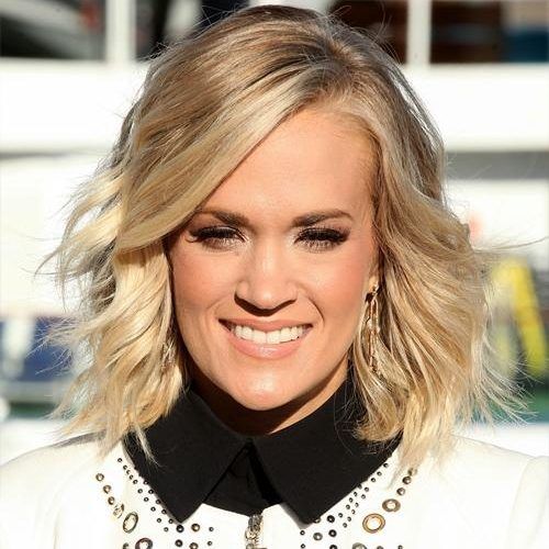 Carrie Underwood Short Haircuts (Photo 13 of 20)