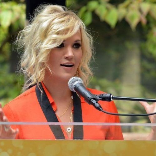 Carrie Underwood Short Haircuts (Photo 9 of 20)