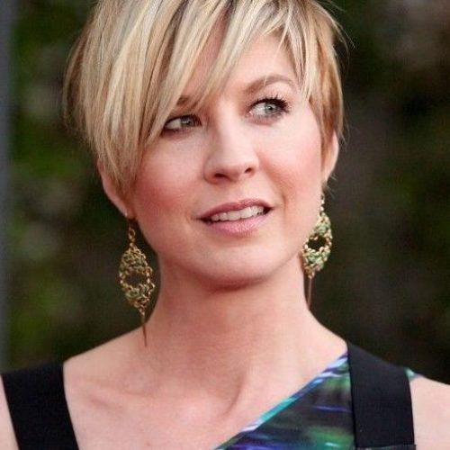 Short Haircuts With Long Side Bangs (Photo 3 of 20)
