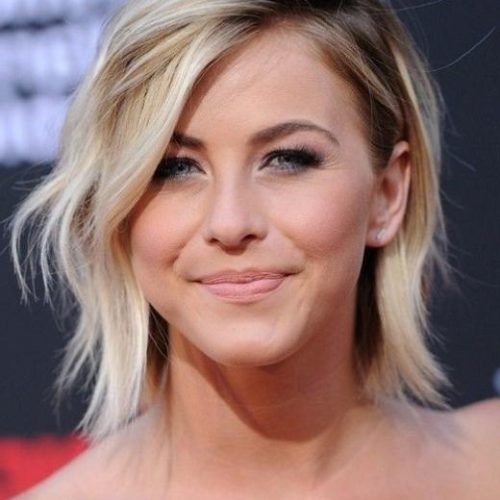 Cute Celebrity Short Haircuts (Photo 10 of 20)