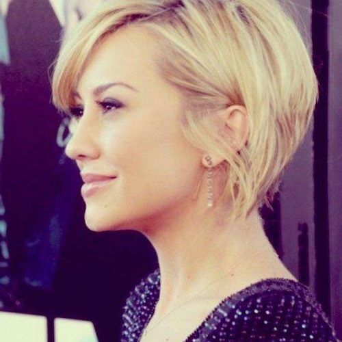 Celebrities Short Haircuts (Photo 4 of 20)