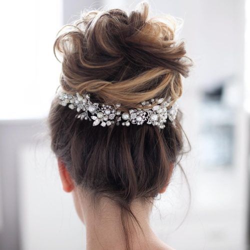 Messy Wedding Hairstyles For Long Hair (Photo 15 of 15)