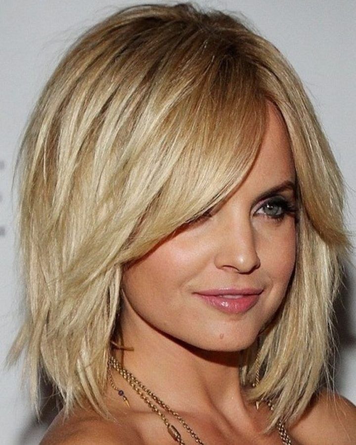 20 Ideas of Medium Hairstyles with Choppy Layers