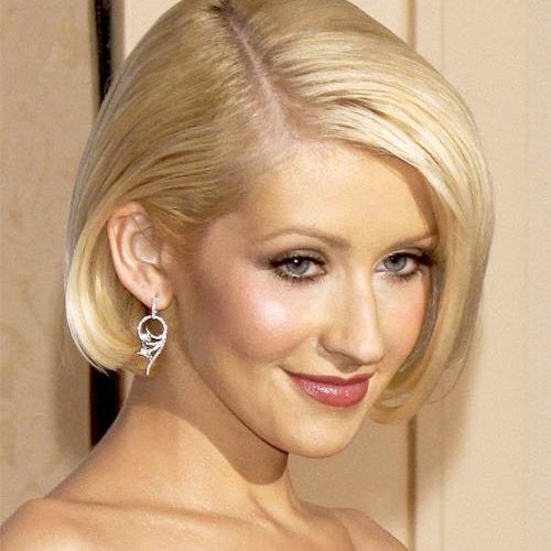 Christina Aguilera Shoulder Length Bob Hairstyles (Photo 7 of 15)