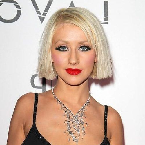 Christina Aguilera Shoulder Length Bob Hairstyles (Photo 5 of 15)