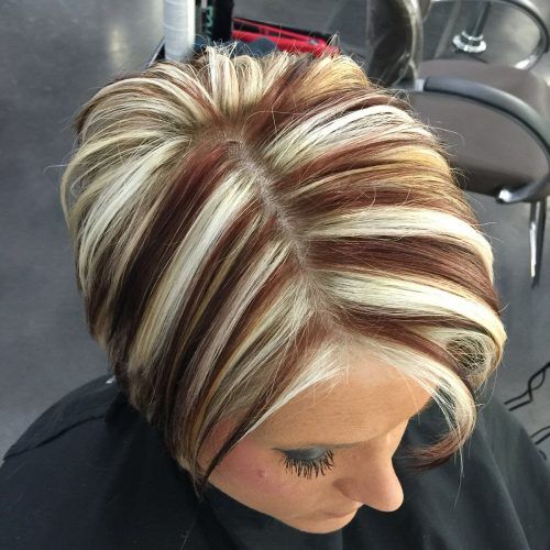 Short Brown Hairstyles With Subtle Highlights (Photo 14 of 20)