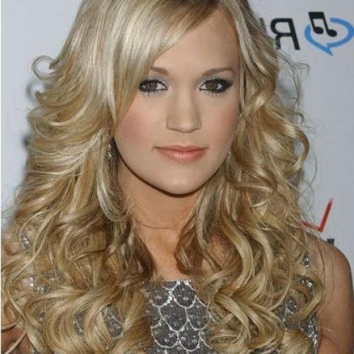 Carrie Underwood Long Hairstyles (Photo 12 of 15)