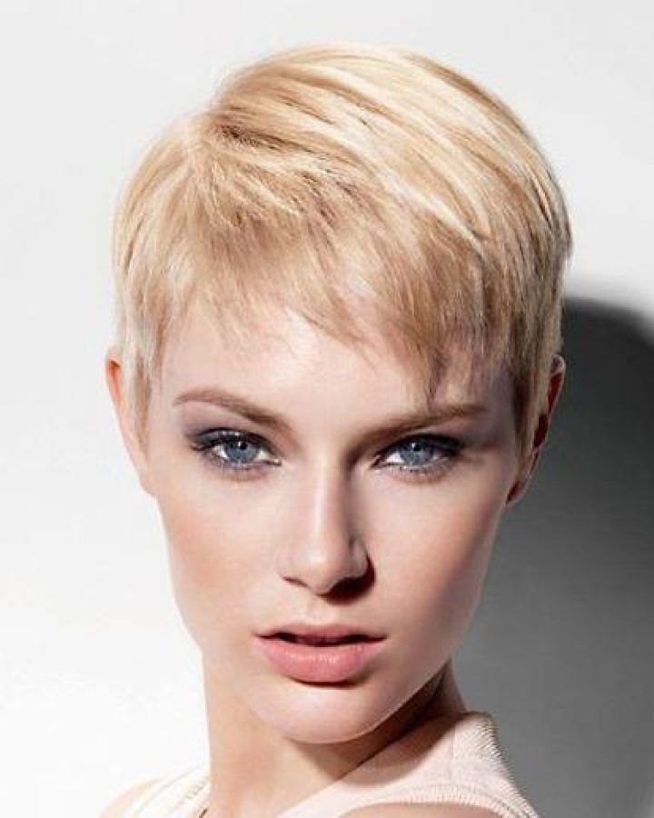 20 Inspirations Classic Pixie Haircuts