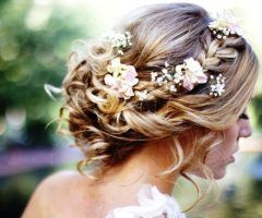 20 Inspirations Elegant Medium Hairstyles for Weddings