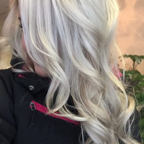 Glamorous Silver Blonde Waves Hairstyles (Photo 6 of 20)