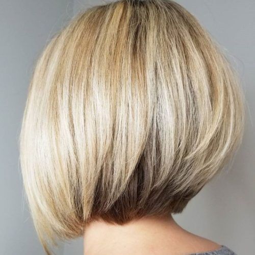 Layered And Textured Bob Hairstyles (Photo 3 of 20)