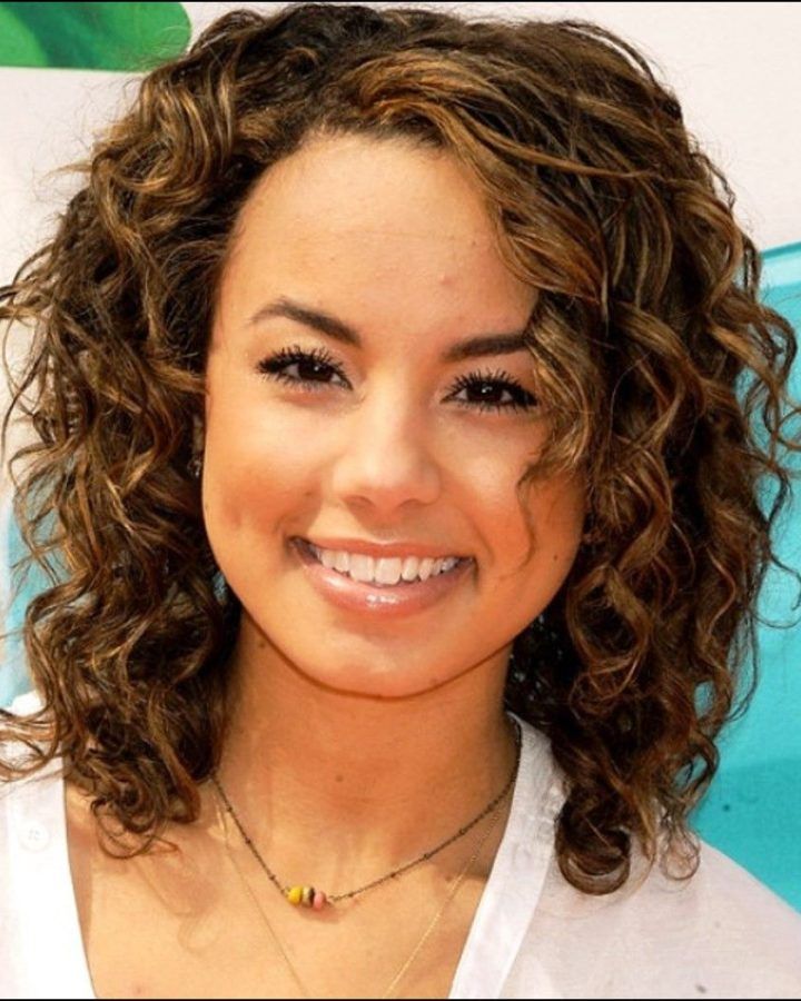 20 Best Collection of Medium Haircuts for Curly Hair and Round Face