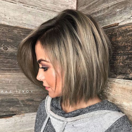 Side-Parted Layered Bob Haircuts (Photo 7 of 20)