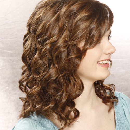 Wavy Hairstyles With Side Swept Wavy Bangs (Photo 12 of 20)