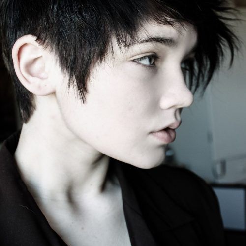 Androgynous Pixie Haircuts (Photo 18 of 20)