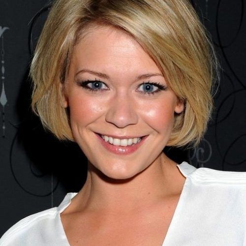 Classic Short Hairstyles (Photo 5 of 20)