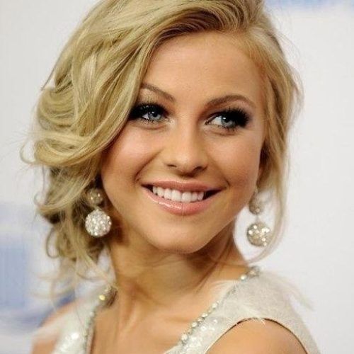 Hairstyles For Short Hair For Graduation (Photo 12 of 15)
