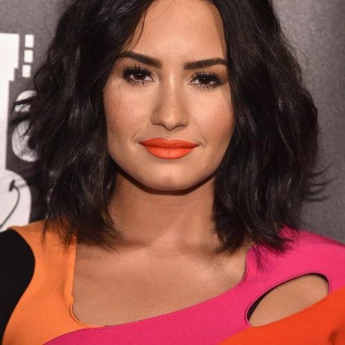Demi Lovato Short Haircuts (Photo 11 of 20)