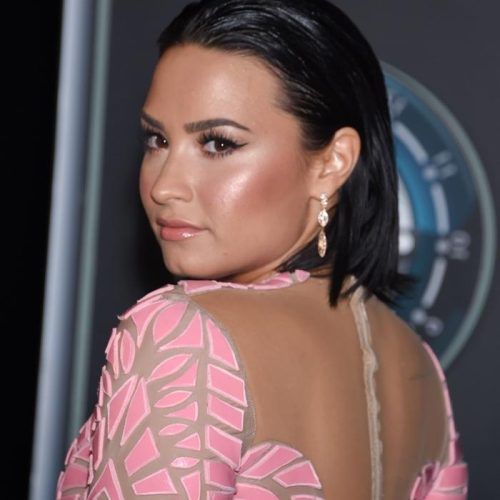 Demi Lovato Short Haircuts (Photo 14 of 20)