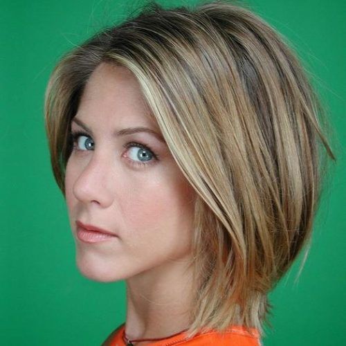 Short Haircuts For Women In Their 40S (Photo 13 of 20)