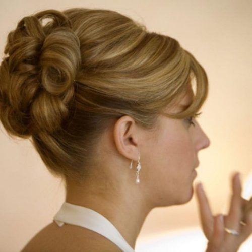 Casual Updos For Medium Length Hair (Photo 15 of 15)