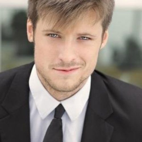 Short To Medium Hairstyles For Men (Photo 13 of 15)