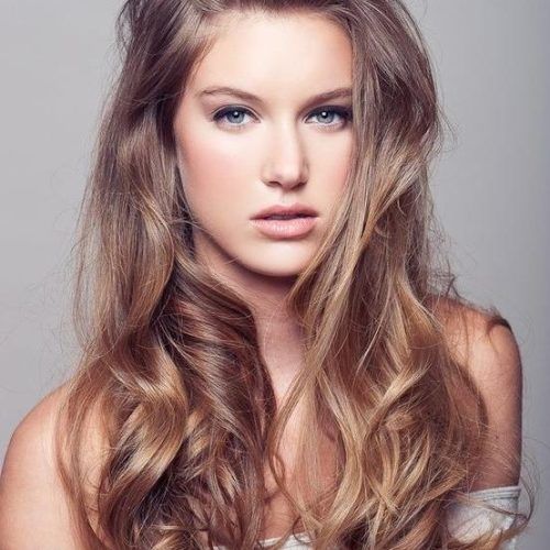 Long Hairstyles That Make You Look Thinner (Photo 15 of 15)