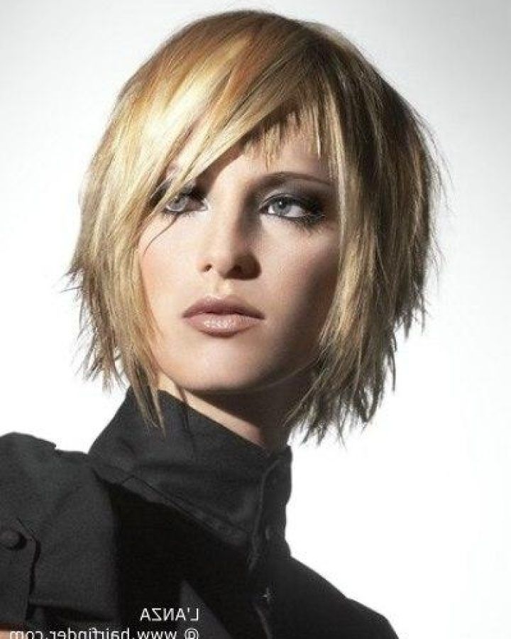 20 Ideas of Face Framing Short Hairstyles