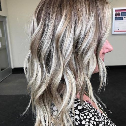 Balayage Blonde Hairstyles With Layered Ends (Photo 17 of 20)