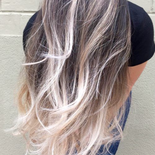 Salty Beach Blonde Layers Hairstyles (Photo 8 of 20)