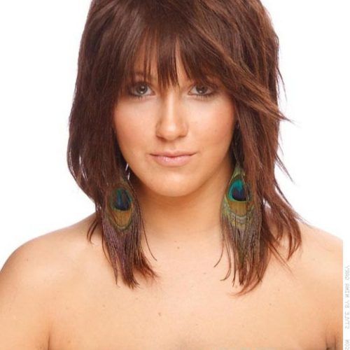 Shoulder-Length Feathered Hairstyles With Bangs (Photo 3 of 20)
