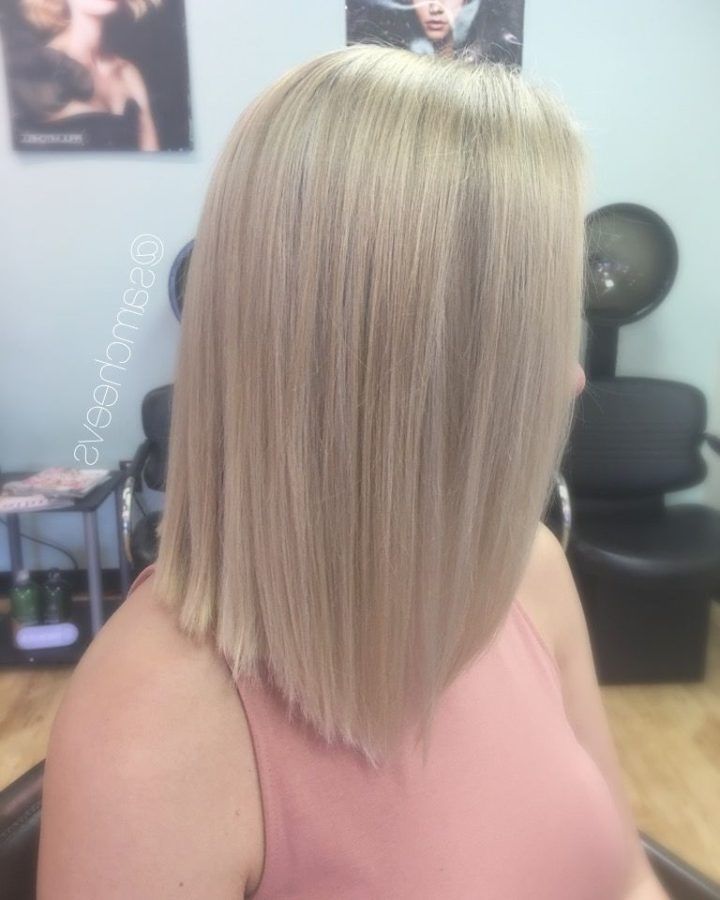 20 Inspirations Solid White Blonde Bob Hairstyles