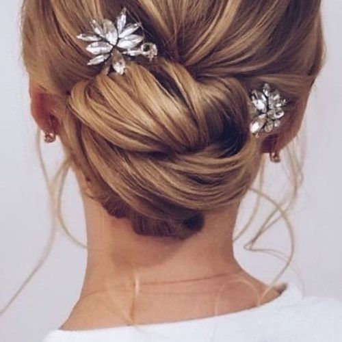 Twisted Buns Hairstyles For Your Medium Hair (Photo 15 of 20)
