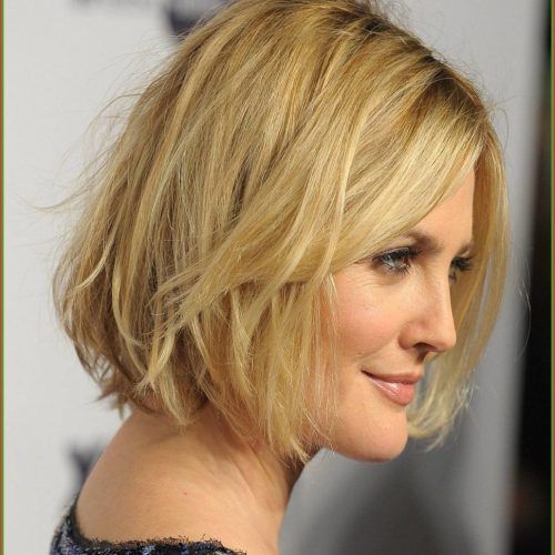 Blonde Bob Haircuts With Side Bangs (Photo 14 of 20)