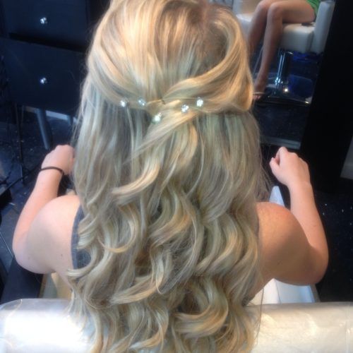 Elegant Curled Prom Hairstyles (Photo 16 of 20)