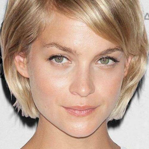 Messy Short Bob Hairstyles With Side-Swept Fringes (Photo 6 of 20)