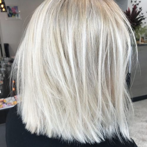 Soft Ash Blonde Lob Hairstyles (Photo 2 of 20)