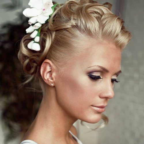 Curly Wedding Updos For Short Hair (Photo 3 of 20)