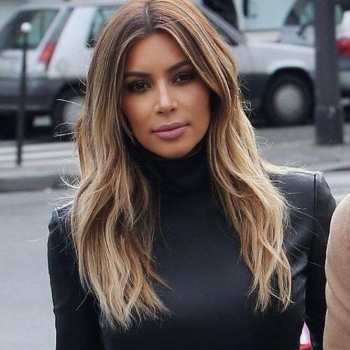 Kim Kardashian Medium Haircuts (Photo 1 of 20)