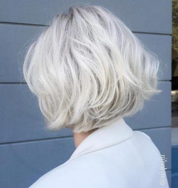 Platinum Blonde Bob Hairstyles with Exposed Roots