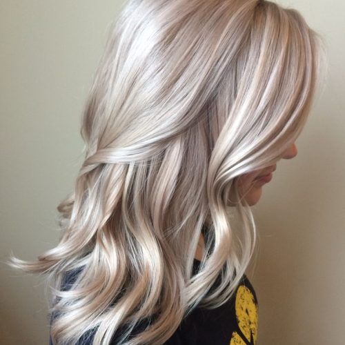 Platinum Blonde Medium Hairstyles (Photo 9 of 20)