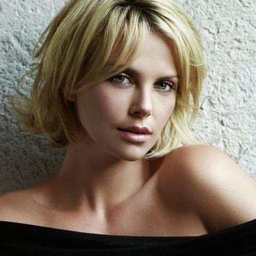 Charlize Theron Bob Hairstyles (Photo 8 of 15)