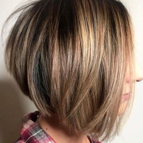 Golden-Bronde Bob Hairstyles With Piecey Layers (Photo 9 of 20)